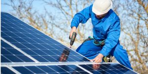 Installation Maintenance Panneaux Solaires Photovoltaïques à Erone